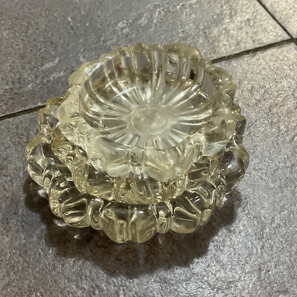 Elegant Glass stacking ashtrays